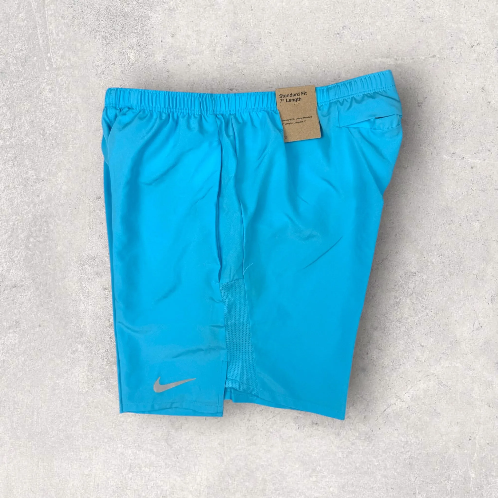 NIKE CHALLENGER SHORTS 7 INCH - BALTIC BLUE